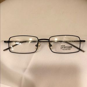 HOYA PREMIER EYEWEAR